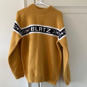 Vintage Yellow Blatz Brewing Sweater size medium
